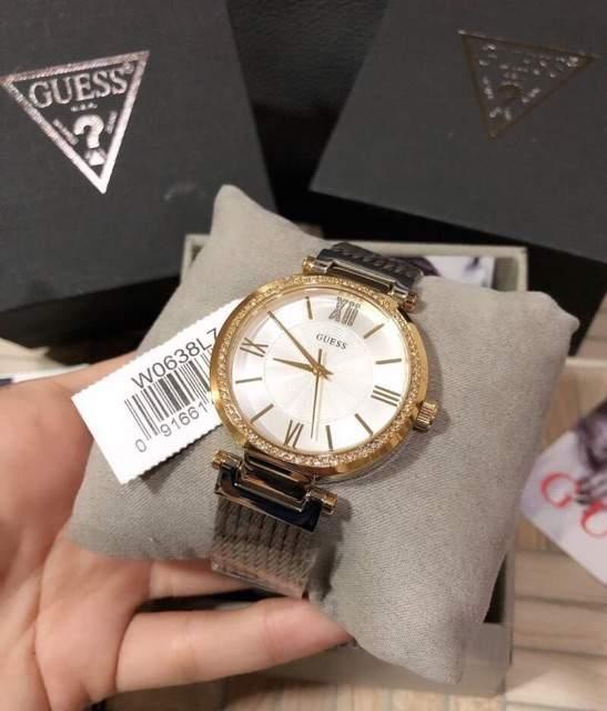 Guess W0638l7